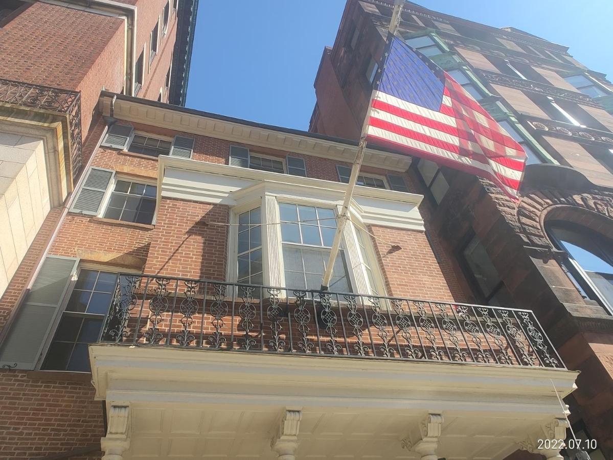 2 Bedroom Boston Condo In Jamaica Plain With Parking Exterior photo