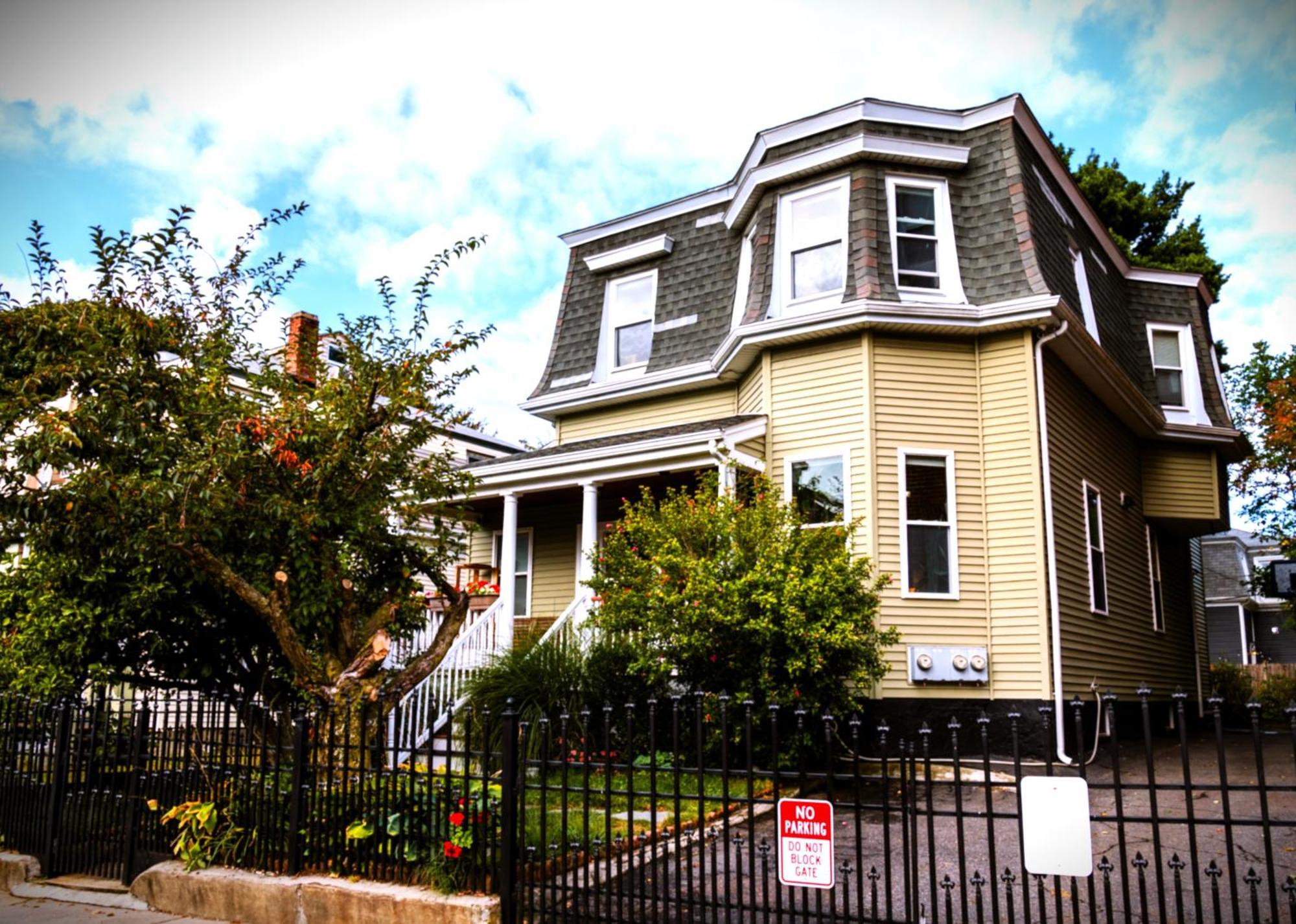 2 Bedroom Boston Condo In Jamaica Plain With Parking Exterior photo